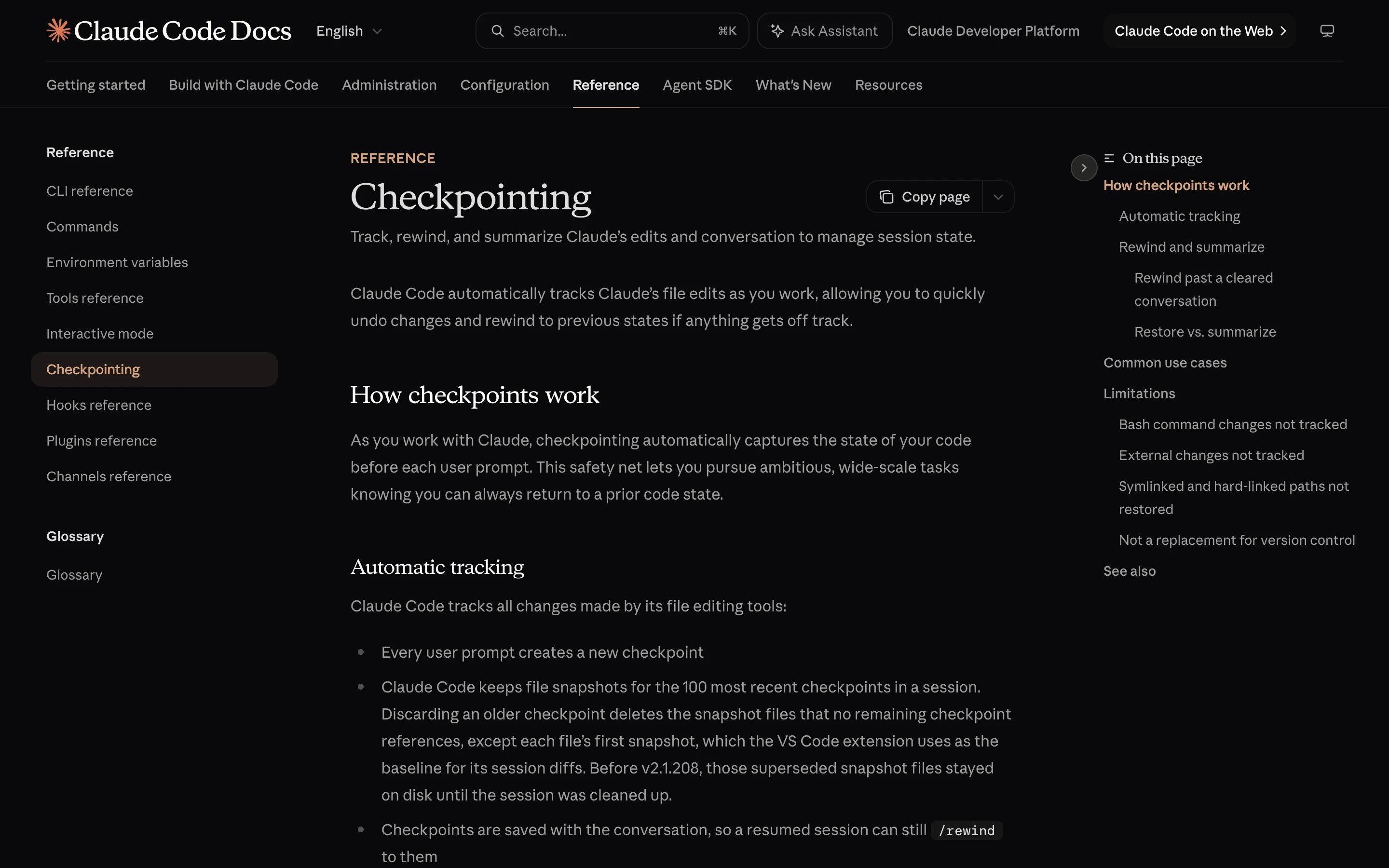 Страница документации Claude Code про Checkpointing: раздел Limitations с пунктами Bash command changes not tracked и Not a replacement for version control